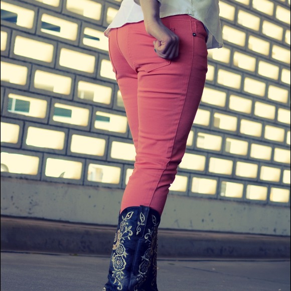 Coral skinny jeans!