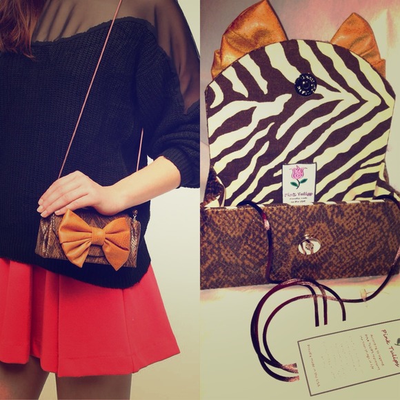 ❌GONE❌Oversized Bow Crossbody/Clutch Bag.