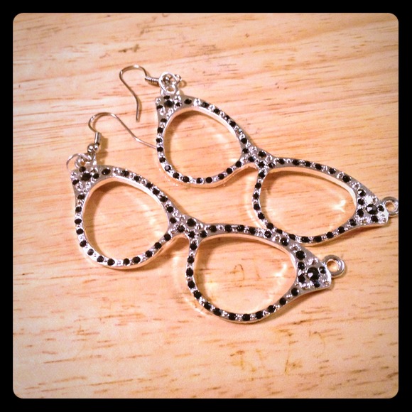 Custom-made earrings
