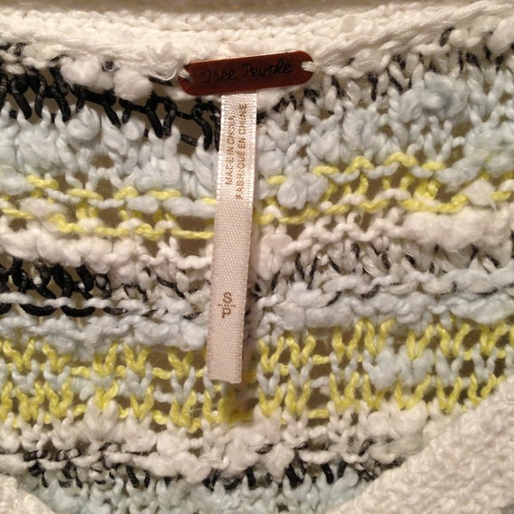 Free People super cute sweater - Picture 2 of 3