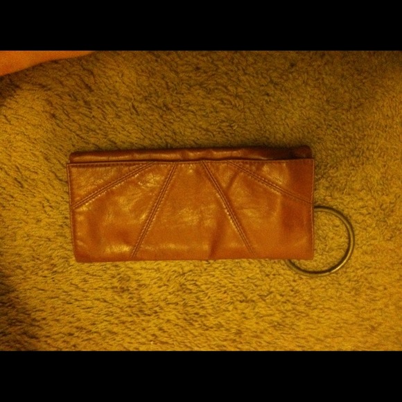 Clutch - Picture 1 of 3