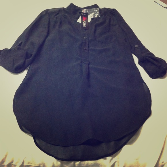 Black sheer high low - Picture 1 of 1