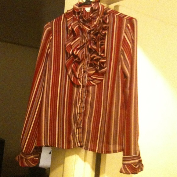Pretty Retro Ruffle Blouse - Picture 1 of 2