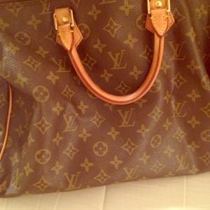 Louis Vuitton speedy 40