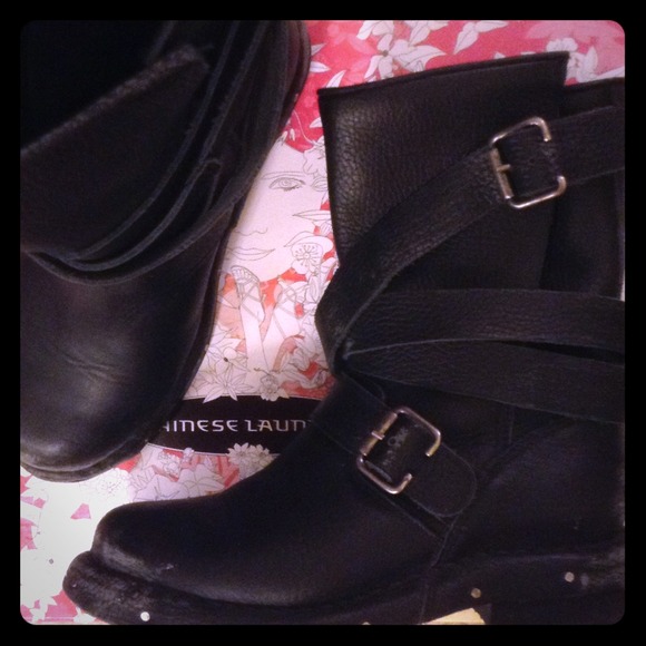 SOLD Chinese laundry easy peasy black boots