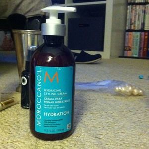 Moroccanoil hydrating styling cream brand new