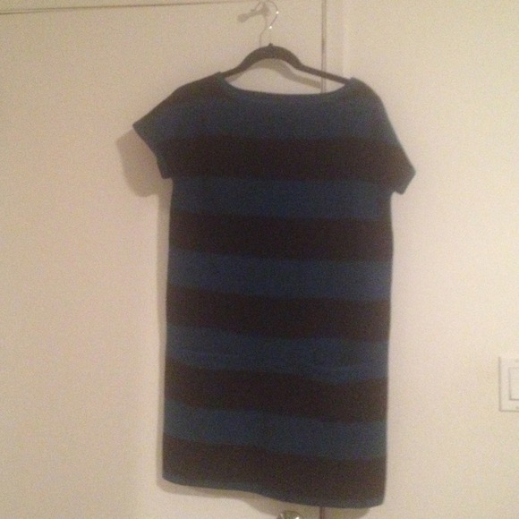 Gothenburg Sweater Shift Dress by Tea - Picture 1 of 1