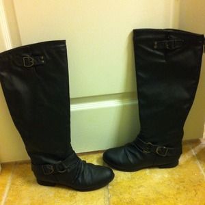 Black riding boots