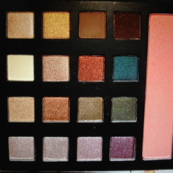 LORAC Day & Night Bejeweled Makeup LE - Picture 2 of 4