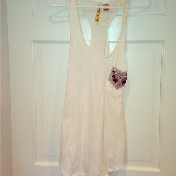 Tank top with gems and glitter on the pocket