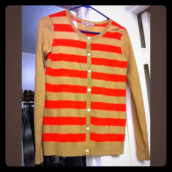 ⛔SOLD⛔Gap Light Weight Sweater