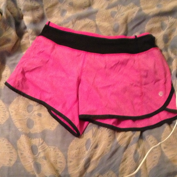 🚫TRADED🚫 Lululemon run shorts