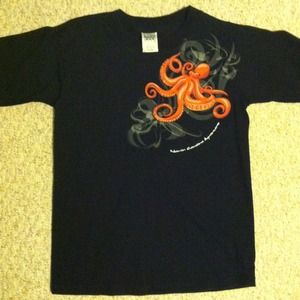 Kids NC Aquarium Glow-in-the-dark Octopus tee
