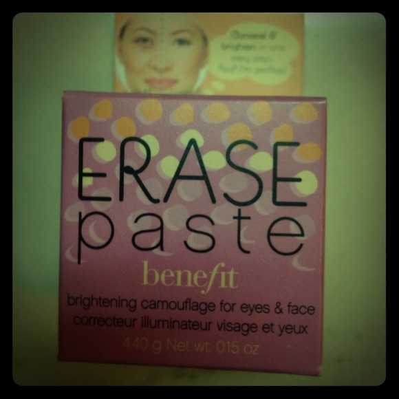 💰💰SOLD💰💰Benefit Erase Paste No. #1 Fair