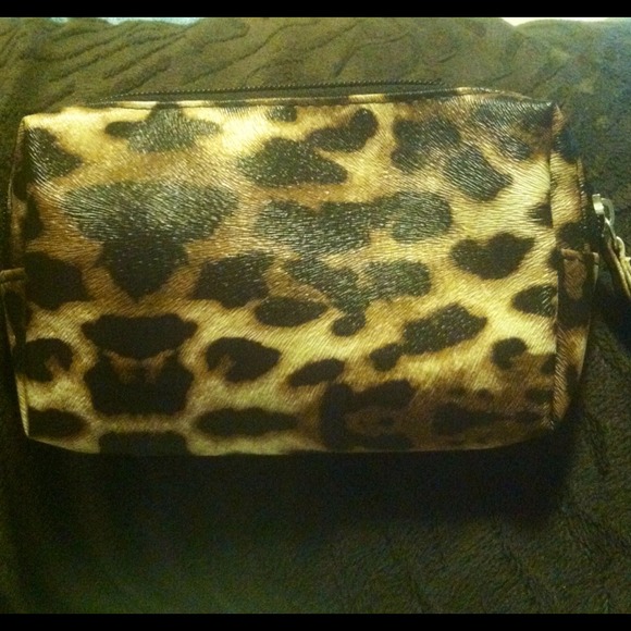 Makeup bag - Picture 1 of 1