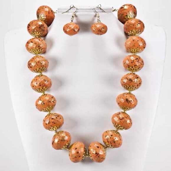 Necklace Set with earrings - Unique design