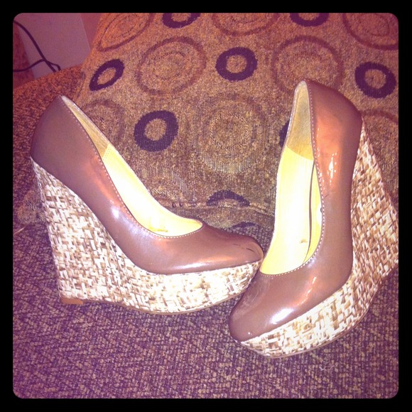 Steve Madden wedges