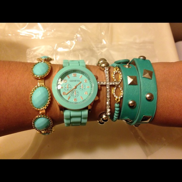 brand new teal watch