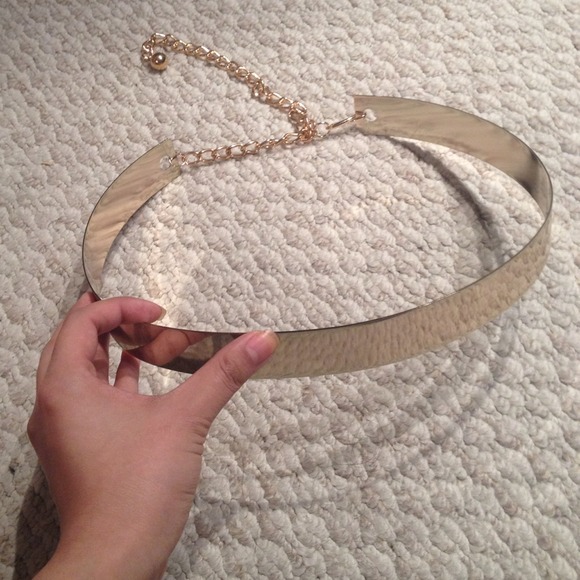 Gold metal belt/band