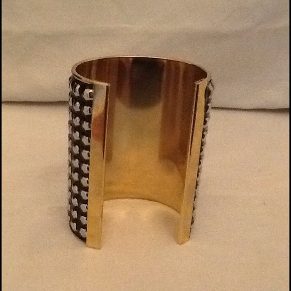 Armor bangle - Picture 2 of 3