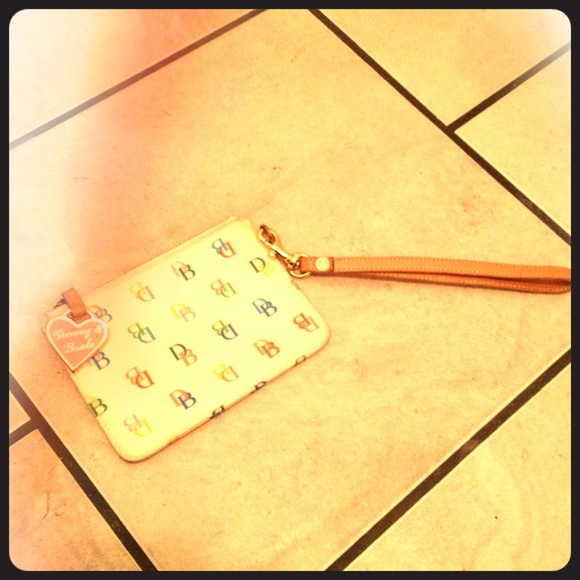 Dooney & Bourke  SOLD - Picture 1 of 3