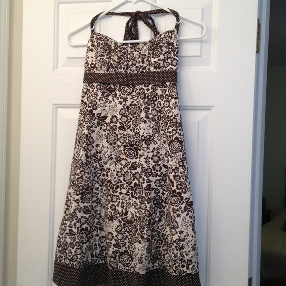 Brown flowered dress