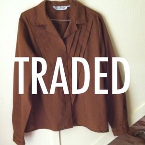 Unique vintage button-up