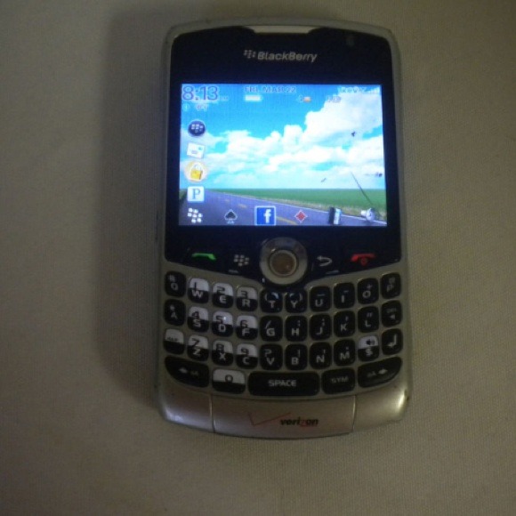 Black berry curve Verizon - Picture 1 of 2