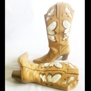 Trendy Cowboy Boots