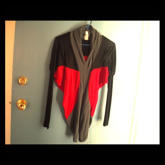 Dressy shirt with long sleev. - Picture 1 of 1