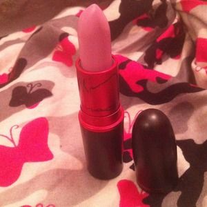 Authentic M.A.C Viva Glam Nicki 2- FIRM