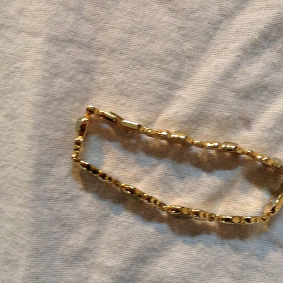 Jewelry bundle - Picture 2 of 3