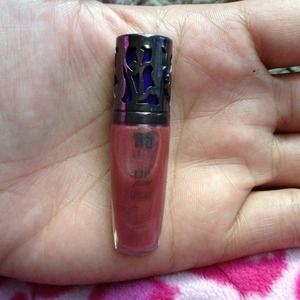 SOLD !!!!!! Urban decay lip plumber