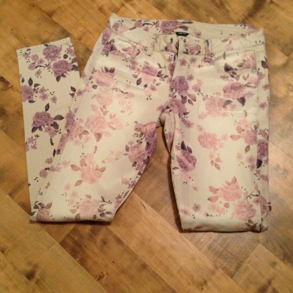 American Eagle floral skinny jeans Size 6