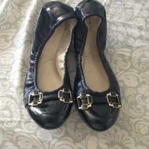 Tahari Ballet Flats