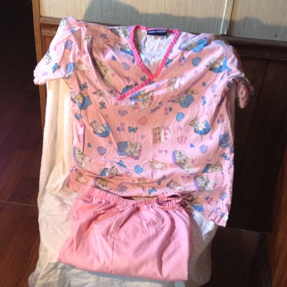 Set of kitten and puppy scrubs