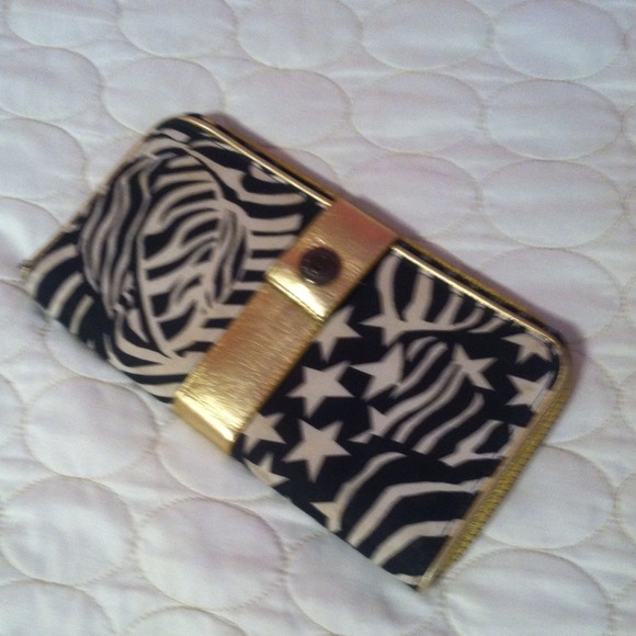 Betsey Johnson clutch/large wallet zebra print