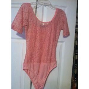 💞REDUCED💞NWOT Pink lace leotard.
