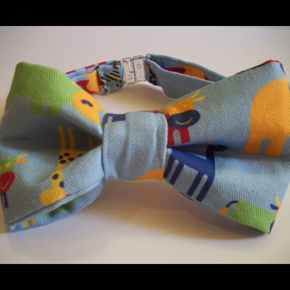 Designer Bowtie - Picture 1 of 2
