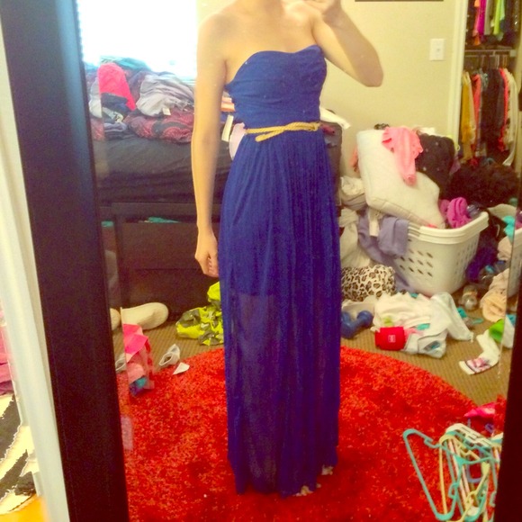 Charlotte Russe Dresses & Skirts - Royal blue pleated maxi dress with gold belt