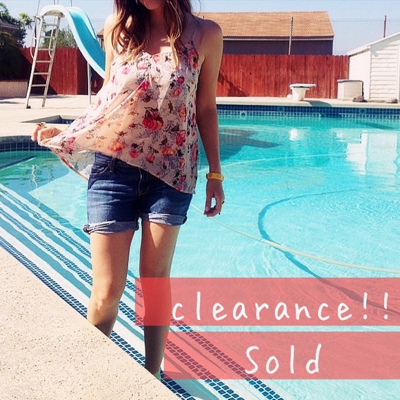 Tops - 🌸Nude pink Floral chiffon top blouse 🌺