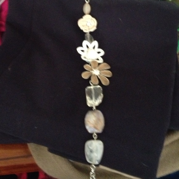 Chunky Earth tone necklace - Picture 2 of 3