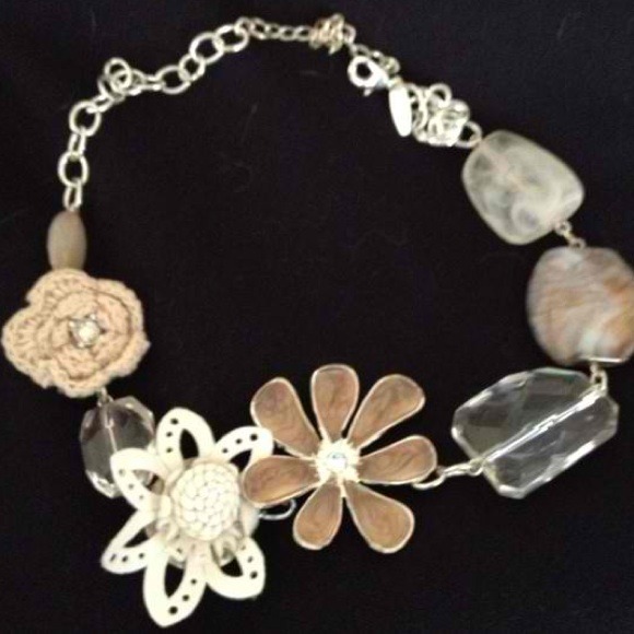 Chunky Earth tone necklace - Picture 3 of 3