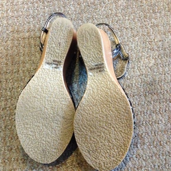 Sandals! - Picture 4 of 4