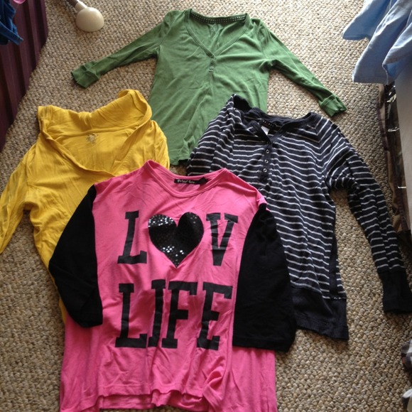 🚫🚫🚫sold Bundle. Light sweaters.
