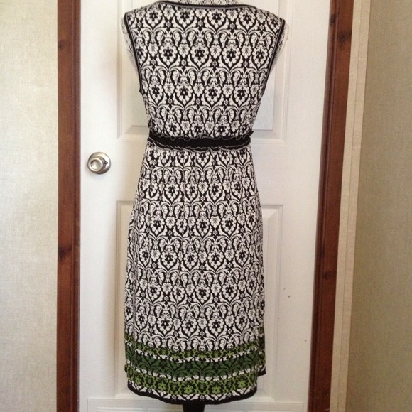 ❌SOLD❌Max Studio Dress - Picture 4 of 4