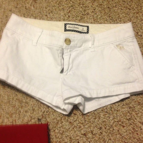 Girls shorts no stains