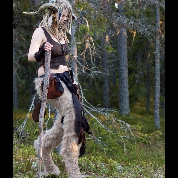 Looking for cosplay items.... - Picture 1 of 1