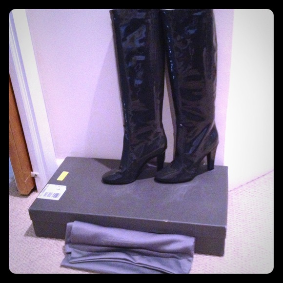 Alexander McQueen gray patent leather boots new 7