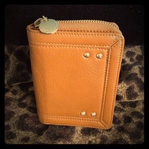 NEW Leather Tommy  Woman Wallet.